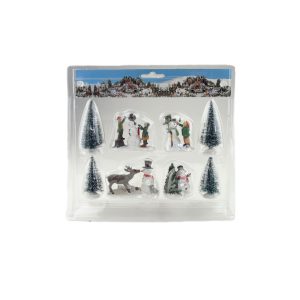 Personaggi e alberi in resina